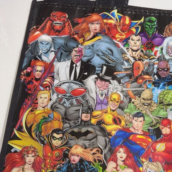 Disney Marvel Comic Book Characters Detailed Tote Bag NEW - Picture 7 of 12